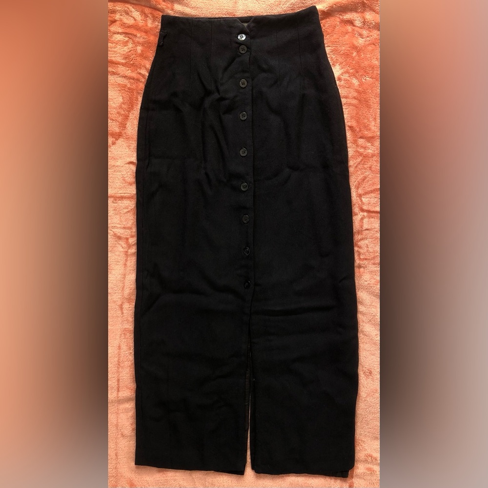 Express Front Button Black Long Skirt 90s 5 / 6 See Measurements 100% Rayon